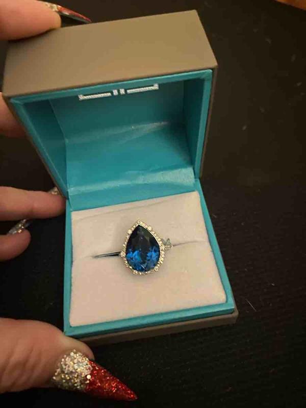 Review Thumbnail Image 1 229795595