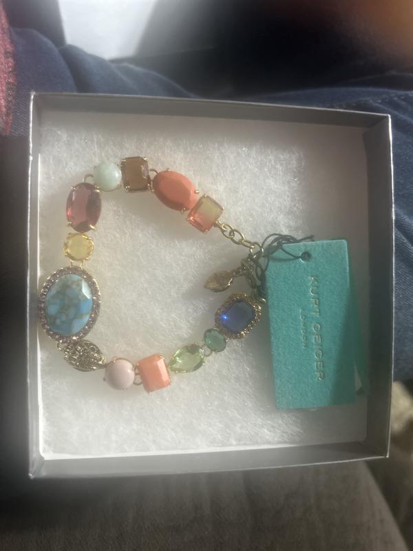 Review Thumbnail Image 1 247901636