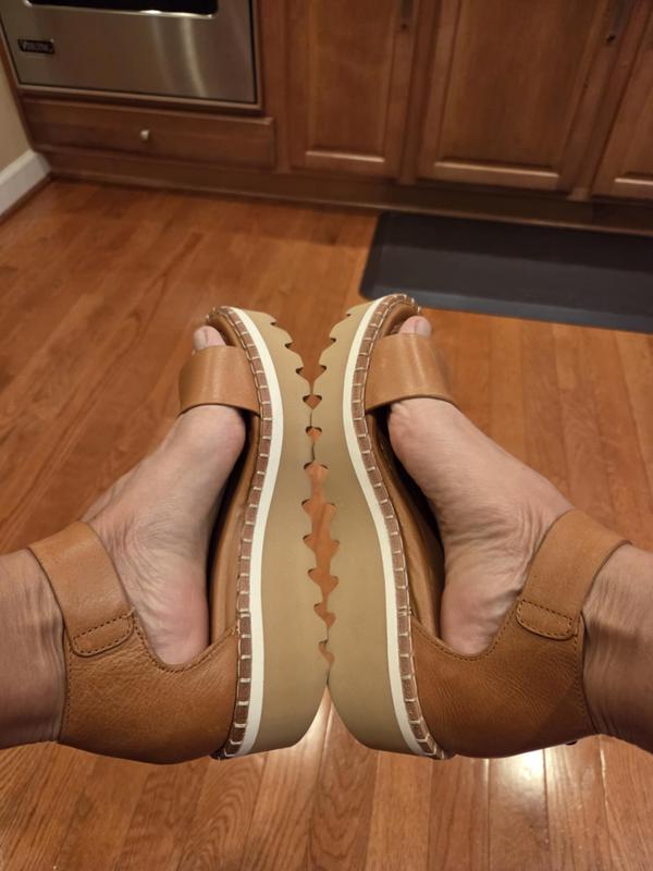 Review Thumbnail Image 0 243864675