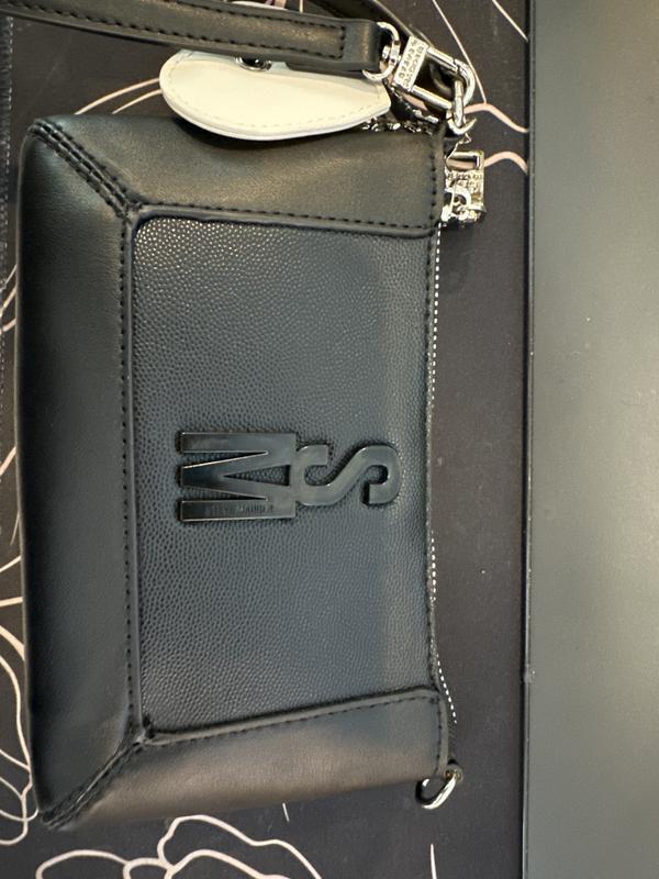 Review Thumbnail Image 0 244283890