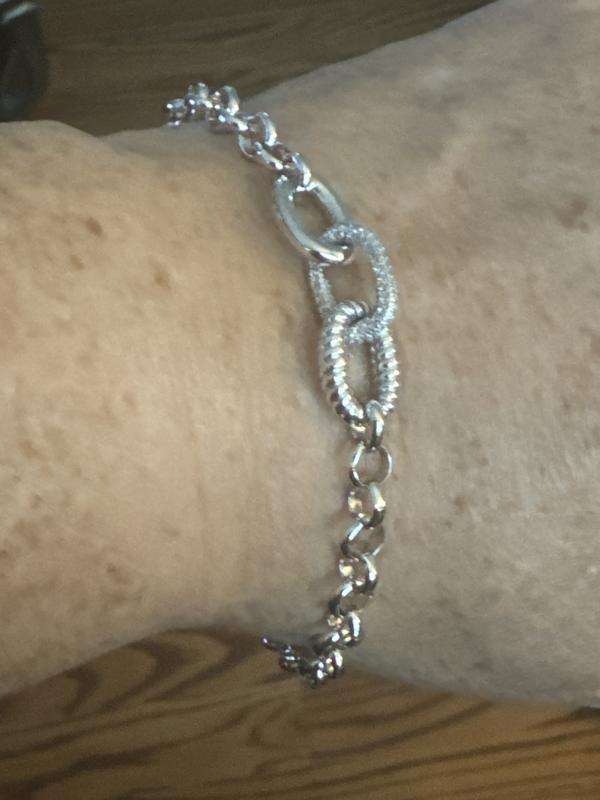 Review Thumbnail Image 0 236642100