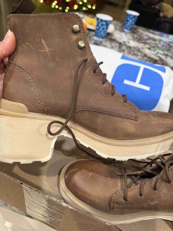 Customer photo for "3 stars , used shoes"