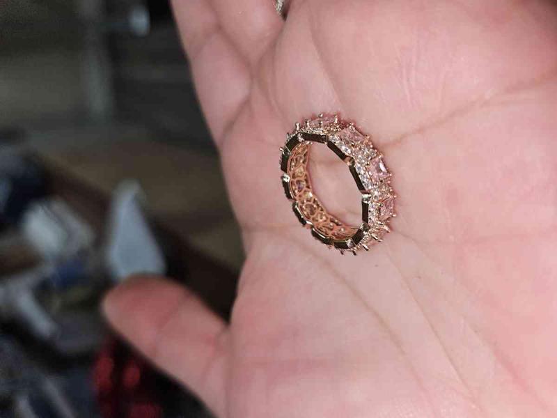 Review Thumbnail Image 0 230648722