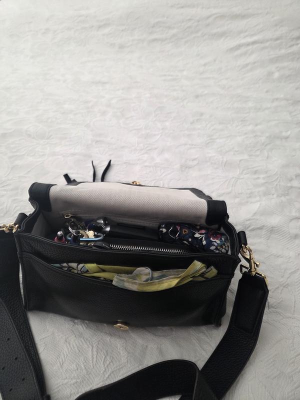 Review Thumbnail Image 1 247230335