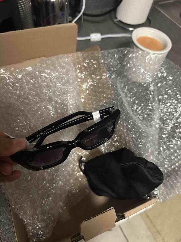 Customer photo for "Brand New or Used item???"
