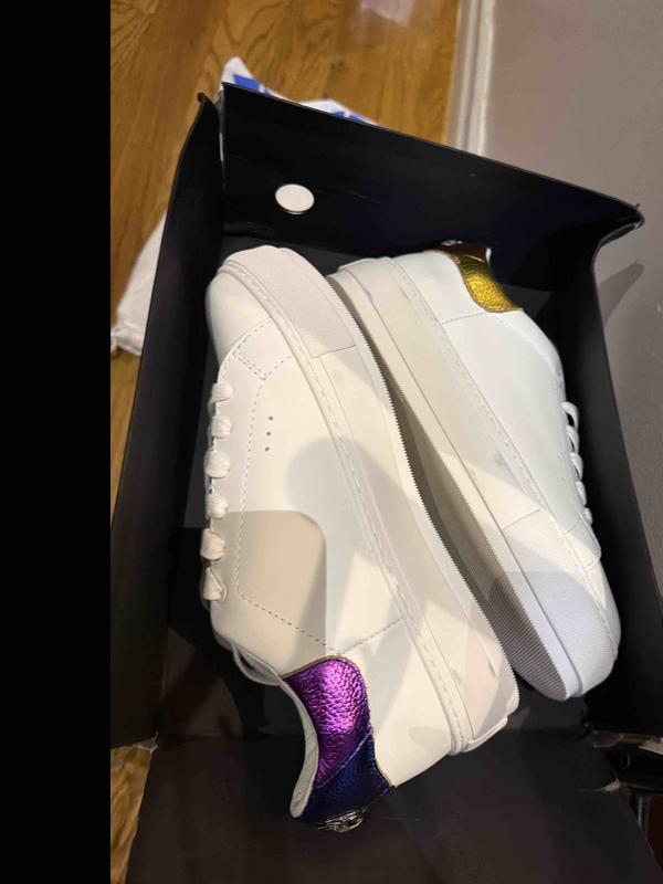 DIRTY SHOES