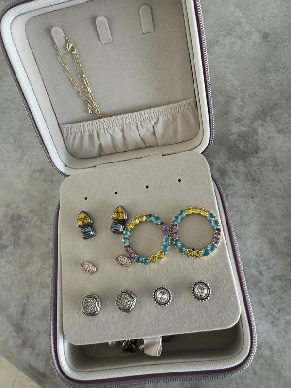 Customer photo for "Love this Travel Jewelry Box"