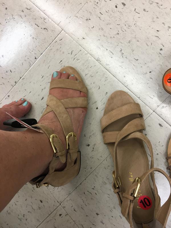 Review Thumbnail Image 0 180897634