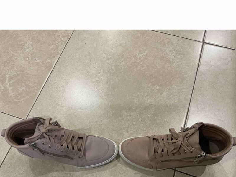 Review Thumbnail Image 1 226946898