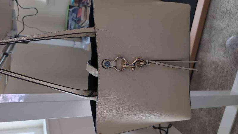 Review Thumbnail Image 0 241861835