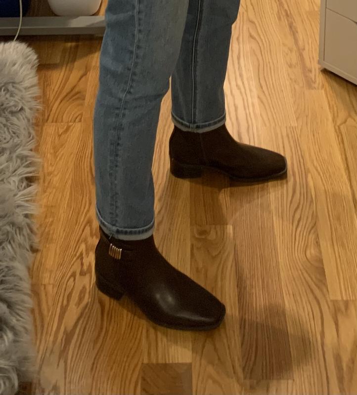 Review Thumbnail Image 1 229833638