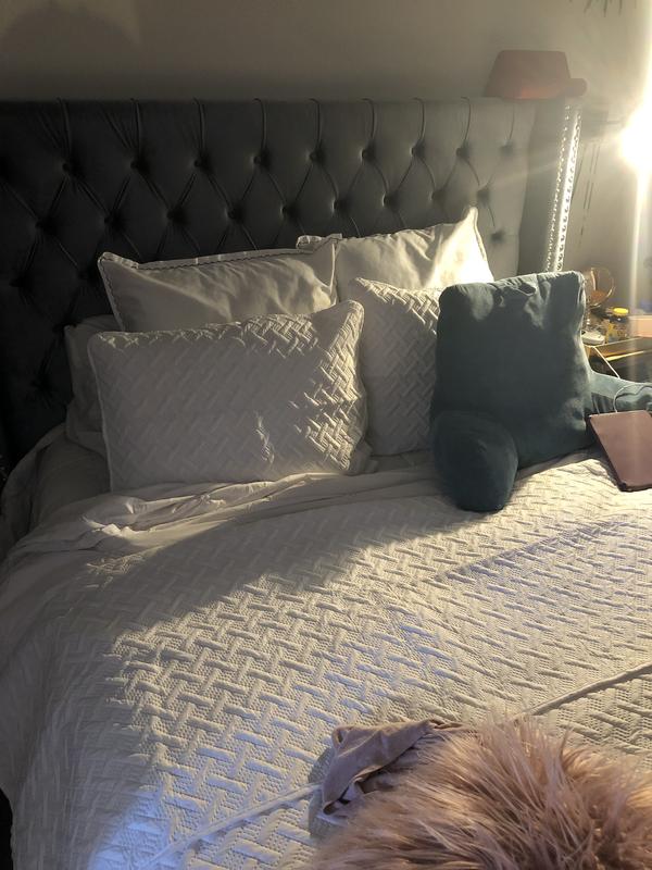 Review Thumbnail Image 0 205481225