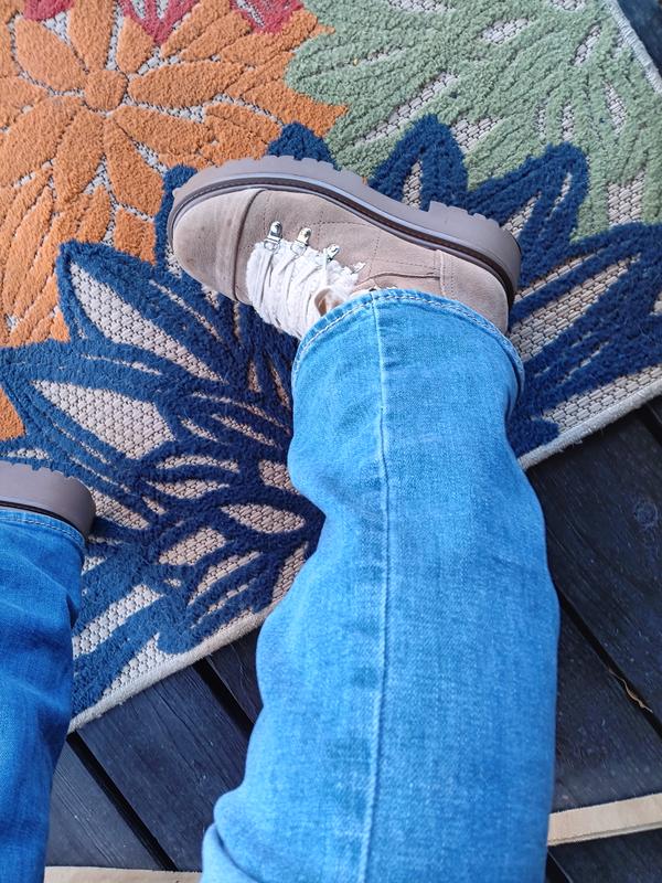 Review Thumbnail Image 0 238987085