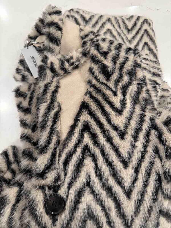 Review Thumbnail Image 0 245735738