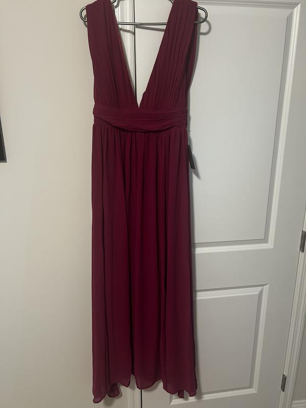 Customer photo for "Beautiful dress, sizing slightly odd"