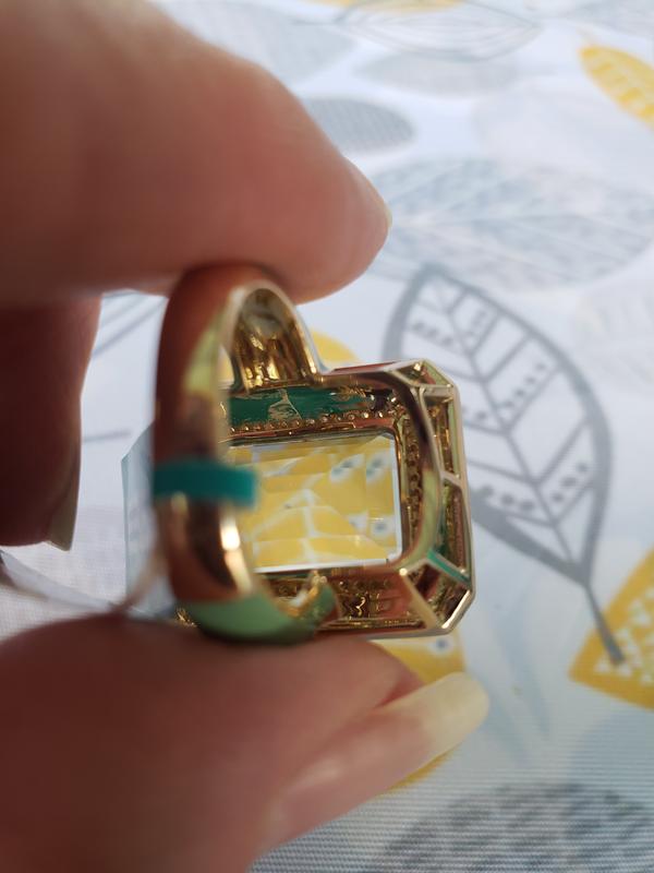 Review Thumbnail Image 1 227520791