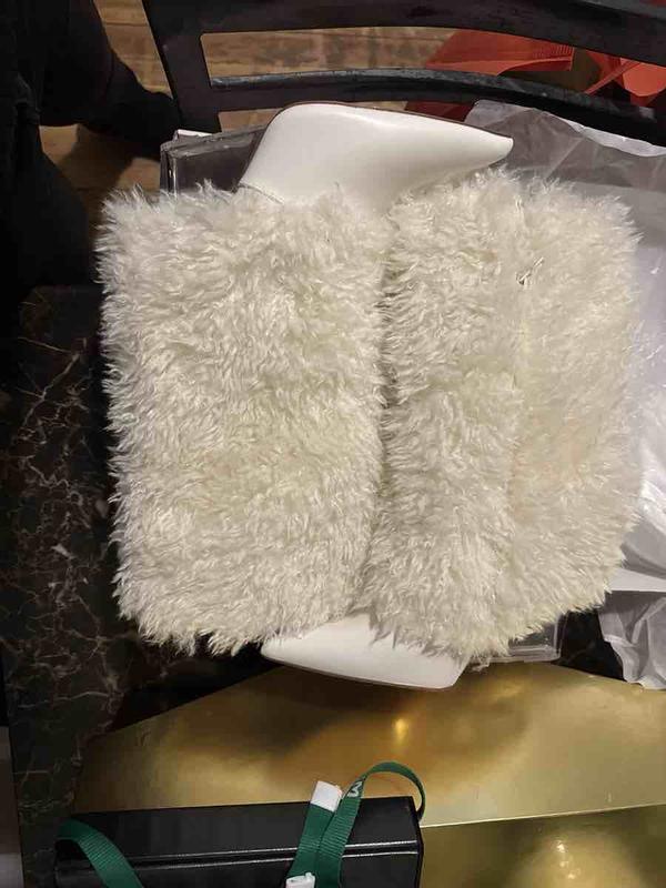 Review Thumbnail Image 0 247111799