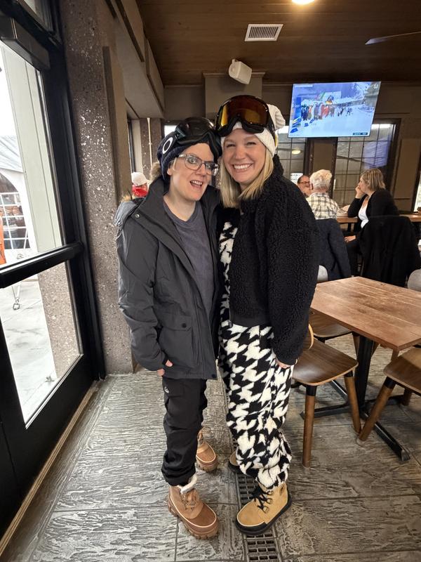 Review Thumbnail Image 0 248452839