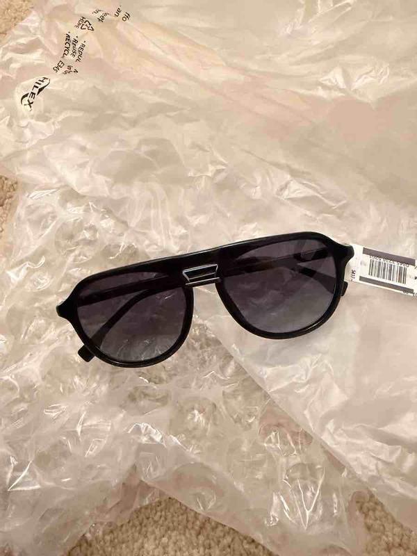 Review Thumbnail Image 0 249581594
