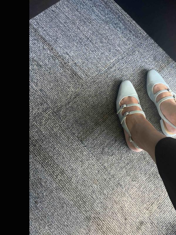 Review Thumbnail Image 1 237452031