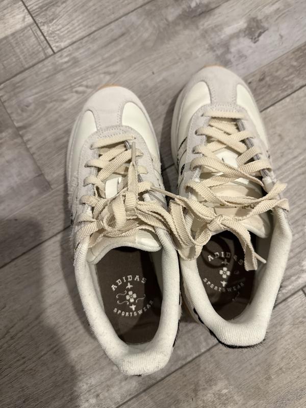 Customer photo for "Confortable and stylish"
