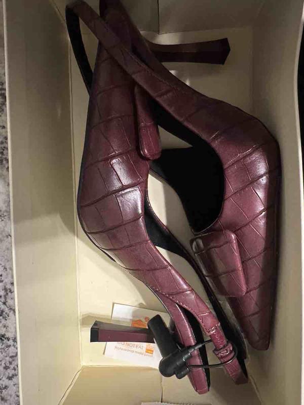 Review Thumbnail Image 0 246778573