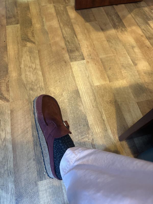 Review Thumbnail Image 0 245795558