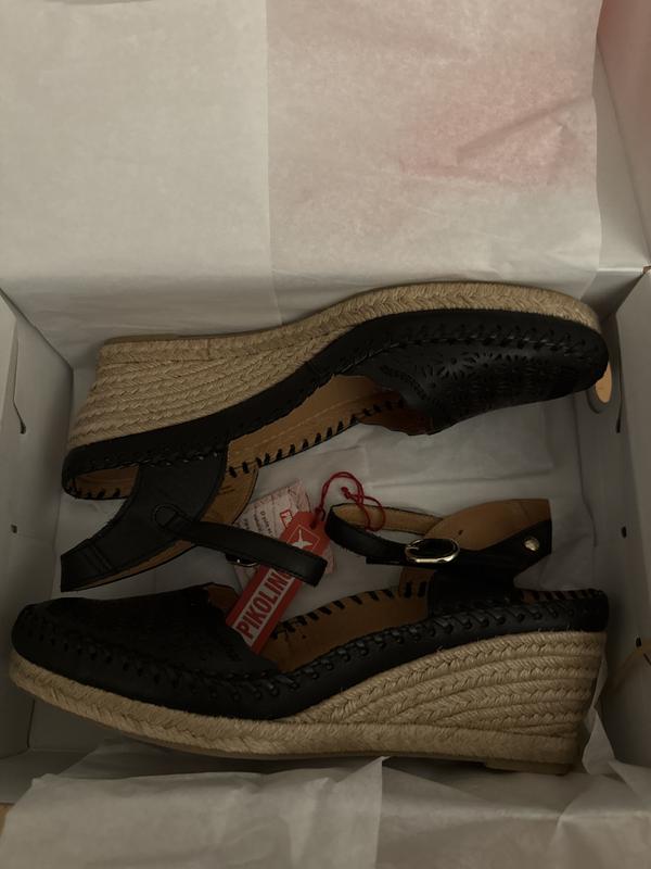 Review Thumbnail Image 0 245161353