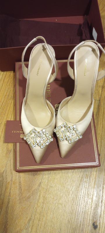 Review Thumbnail Image 0 245855571