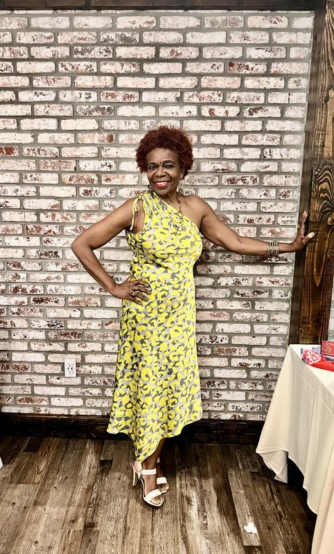 Review Thumbnail Image 0 242863587