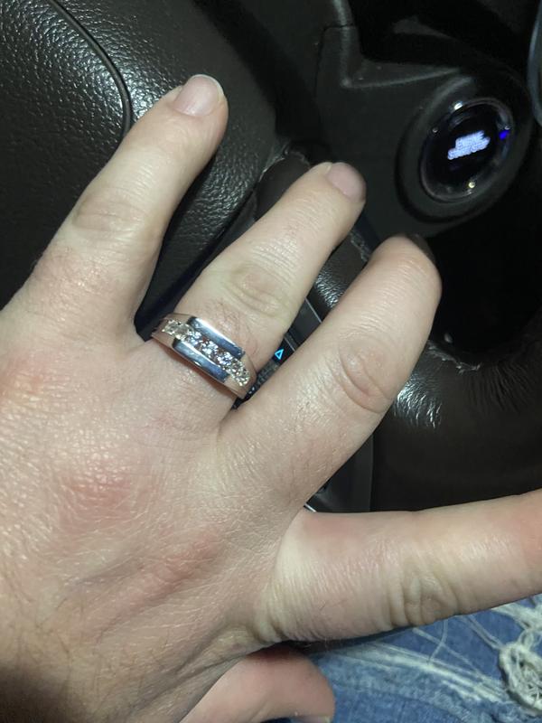 Review Thumbnail Image 0 221472229