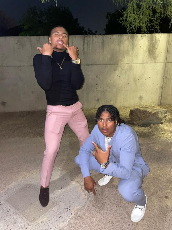 Review Thumbnail Image 0 228868293