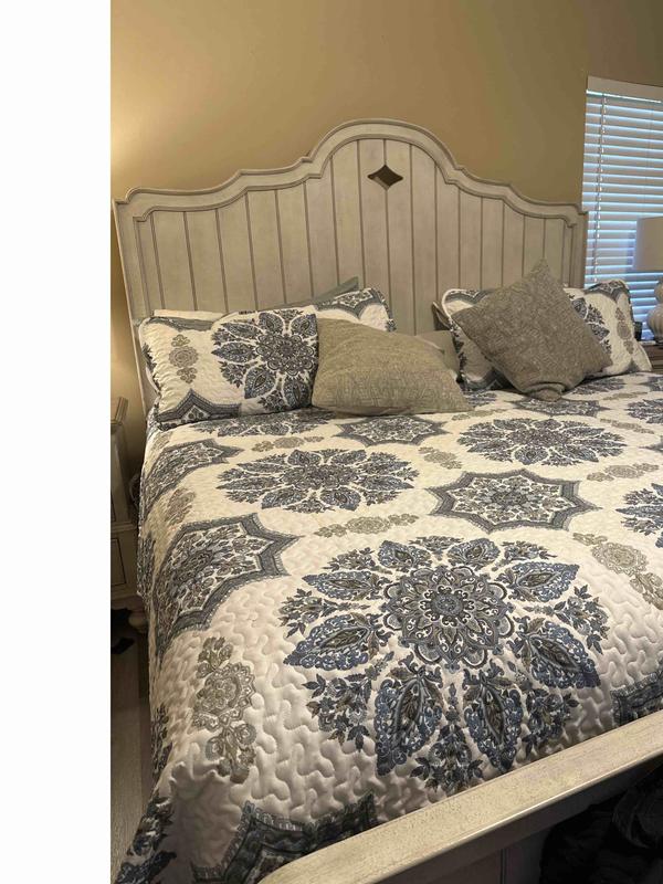 Review Thumbnail Image 0 232688525