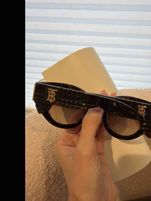 Review Thumbnail Image 3 249953889