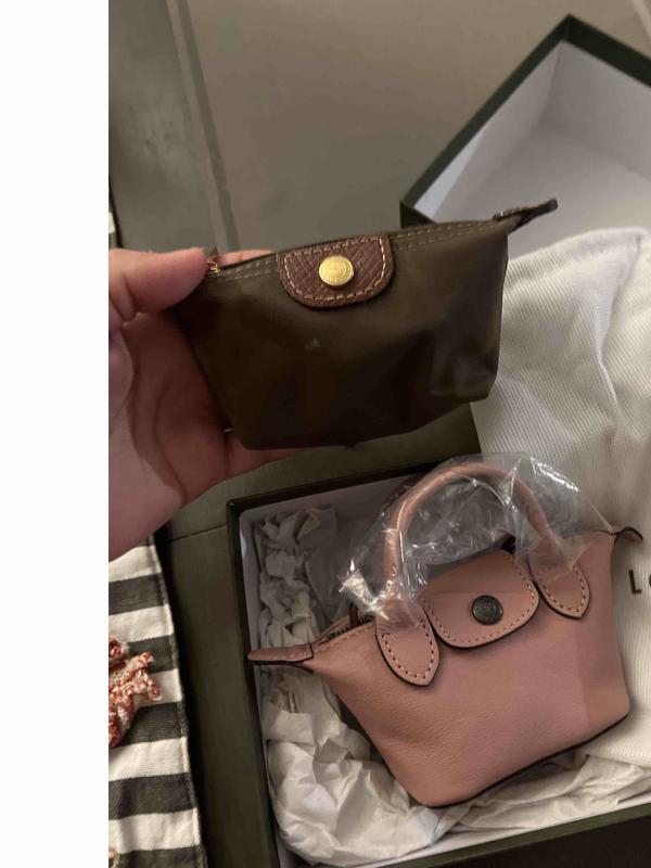 Review Thumbnail Image 0 219863224