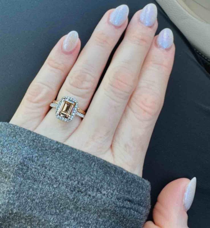 Review Thumbnail Image 0 246963897