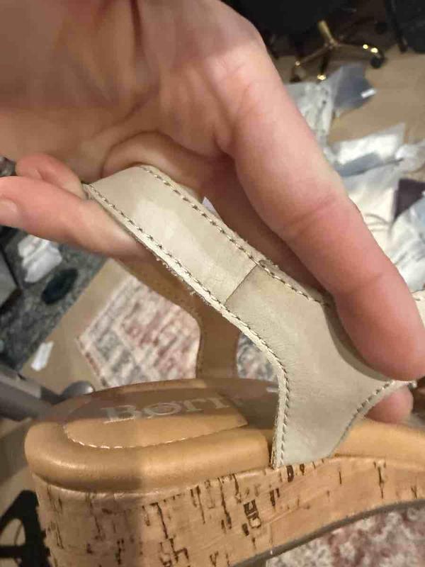 Customer photo for "received used shoes"