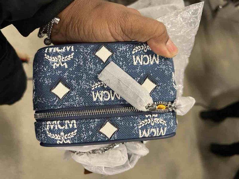 Review Thumbnail Image 0 246780703