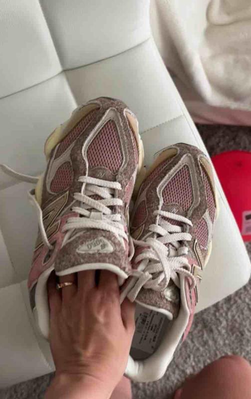 Review Thumbnail Image 1 244825568