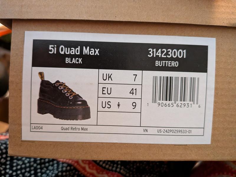 Customer photo for "So cute but so uncomfortable"