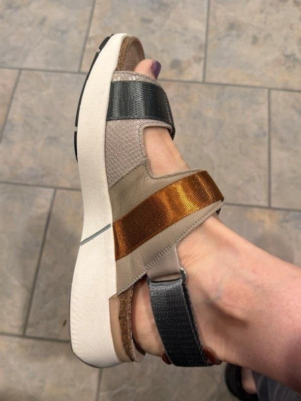 Review Thumbnail Image 1 251363228