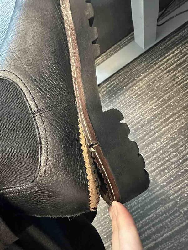 Customer photo for "Cheaply Made"