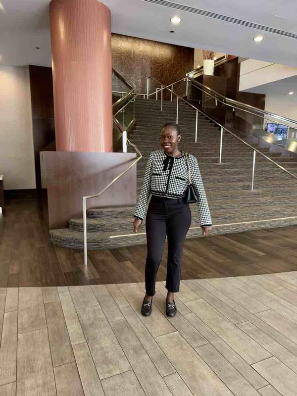 Review Thumbnail Image 0 248998362