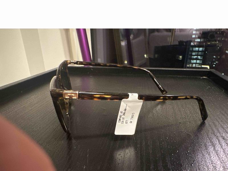 Review Thumbnail Image 1 228004696