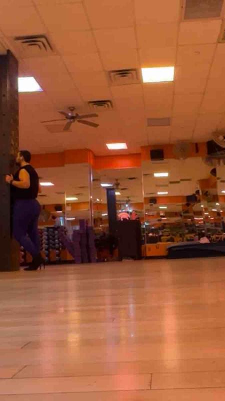 Customer photo for "Dancing!"