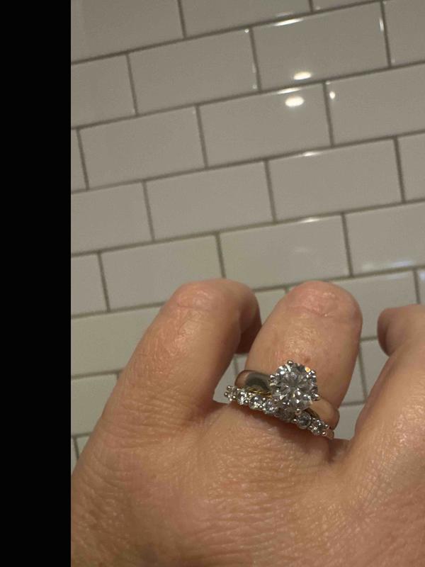 Review Thumbnail Image 0 247540141