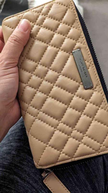 Review Thumbnail Image 0 228527916