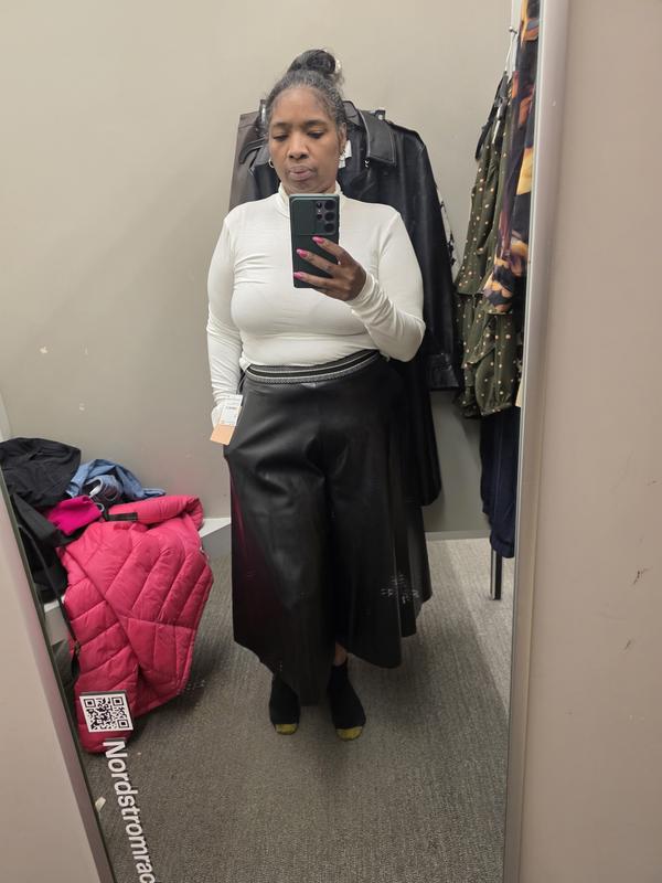 Review Thumbnail Image 0 245950418