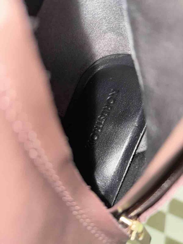 Review Thumbnail Image 0 244463393