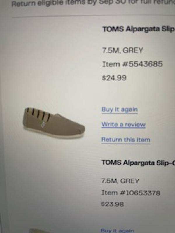 THE COLOR IN THE DISPLAY IS DIFFERENT